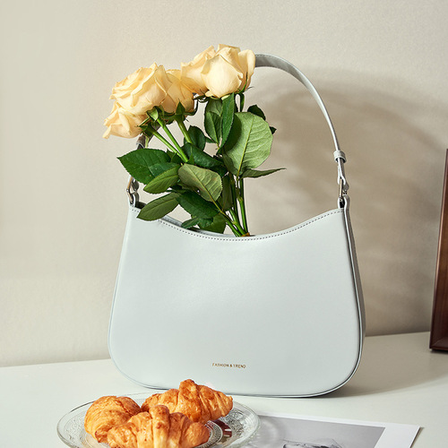 High-end niche design baguette bag genuine leather women's bag  new fashion armpit bag shoulder bag women's tote bag