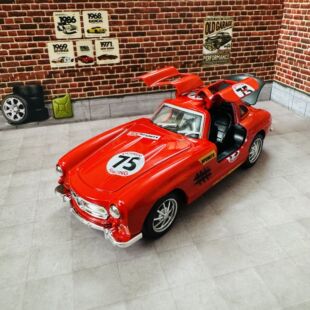 ���Y300�Ϡ�܇�Ͻ���ģ������к���ͯ����ِ܇��һ