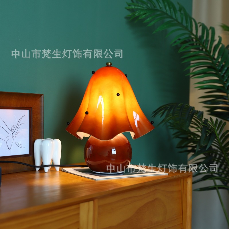 裙摆系列 法式复古手工玻璃台灯中古卧室床头书房客厅轻奢摆件