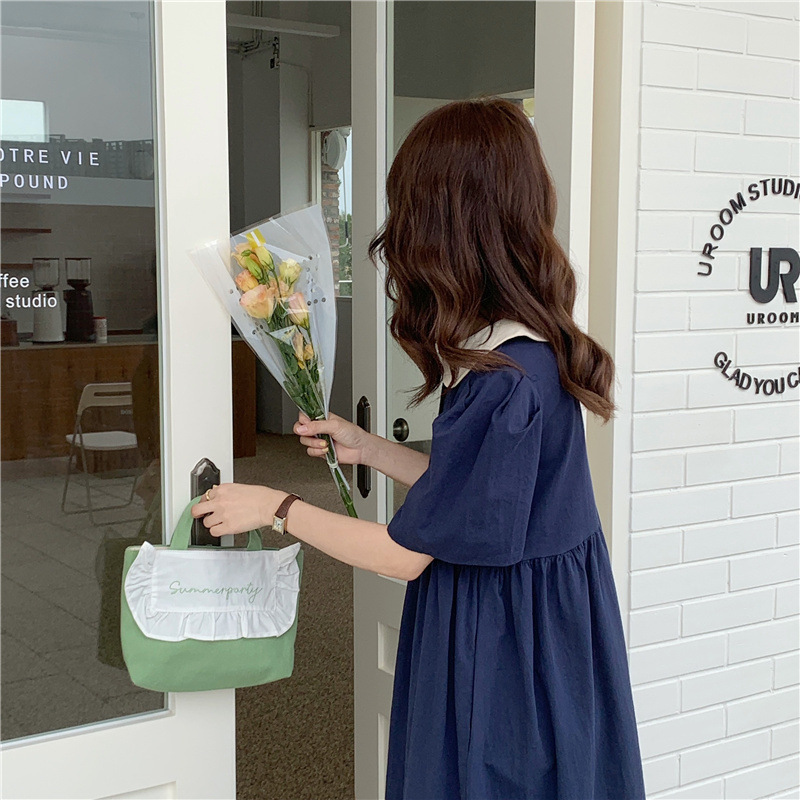 1441 Japanese and Korean chic Sweet ruffled bento Bag, Fresh embroidered hand-held small cloth bag, girl student bag wholesale undefined