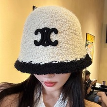 �P���T�Ӻ��ﶬ�߼���ƴɫ���ë�O��ñܛŴ�@ĘС��ů���|ñ��Ů