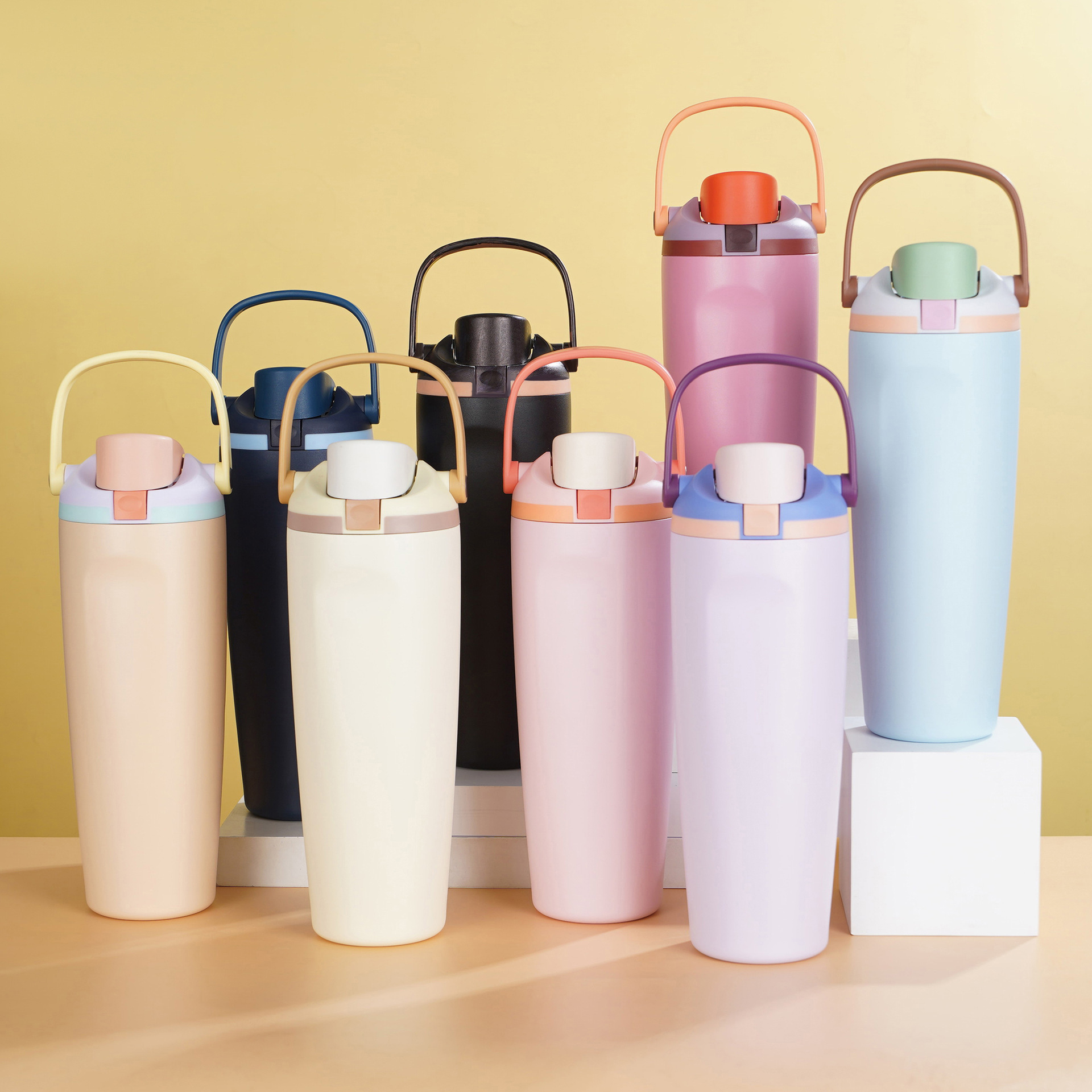 Isolierte Trinkflasche Im Owala Design Mit Tragegriff Und Deckel_voghion.com