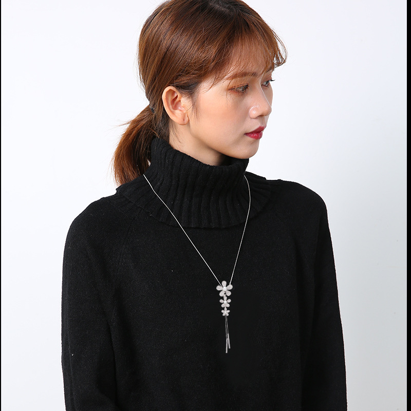 Otoño e invierno blanco perla flor suéter Cadena de alto grado de las mujeres todo partido moda todo partido ropa personalizada accesorios al por mayor image 3
