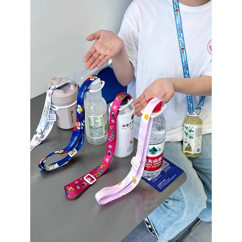 水筒のストラップのミネラルウォーターのストラップの飲み物の瓶の背水の神器の脈動は斜めに肩を掛けて携帯して旅行する子供の大人は通します。|undefined