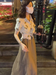 小个子套装裙女夏季新款刺锈上衣+法式高腰a字半身裙两件套装