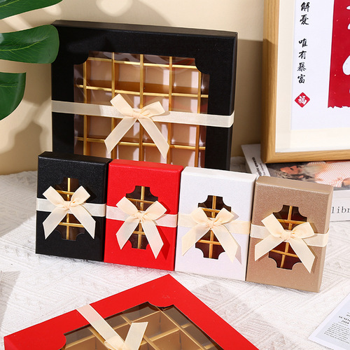 New Valentine's Day Transparent Chocolate Baking Packaging Box 9 Pcs Window Pastry Box 9-Grid Dessert Box Wholesale