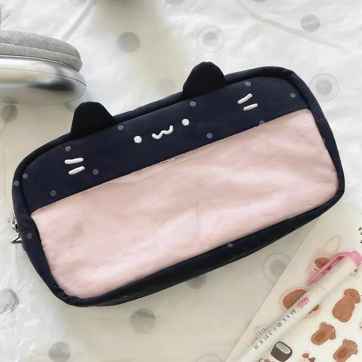 Bolsa de pluma de gato Puffy negra