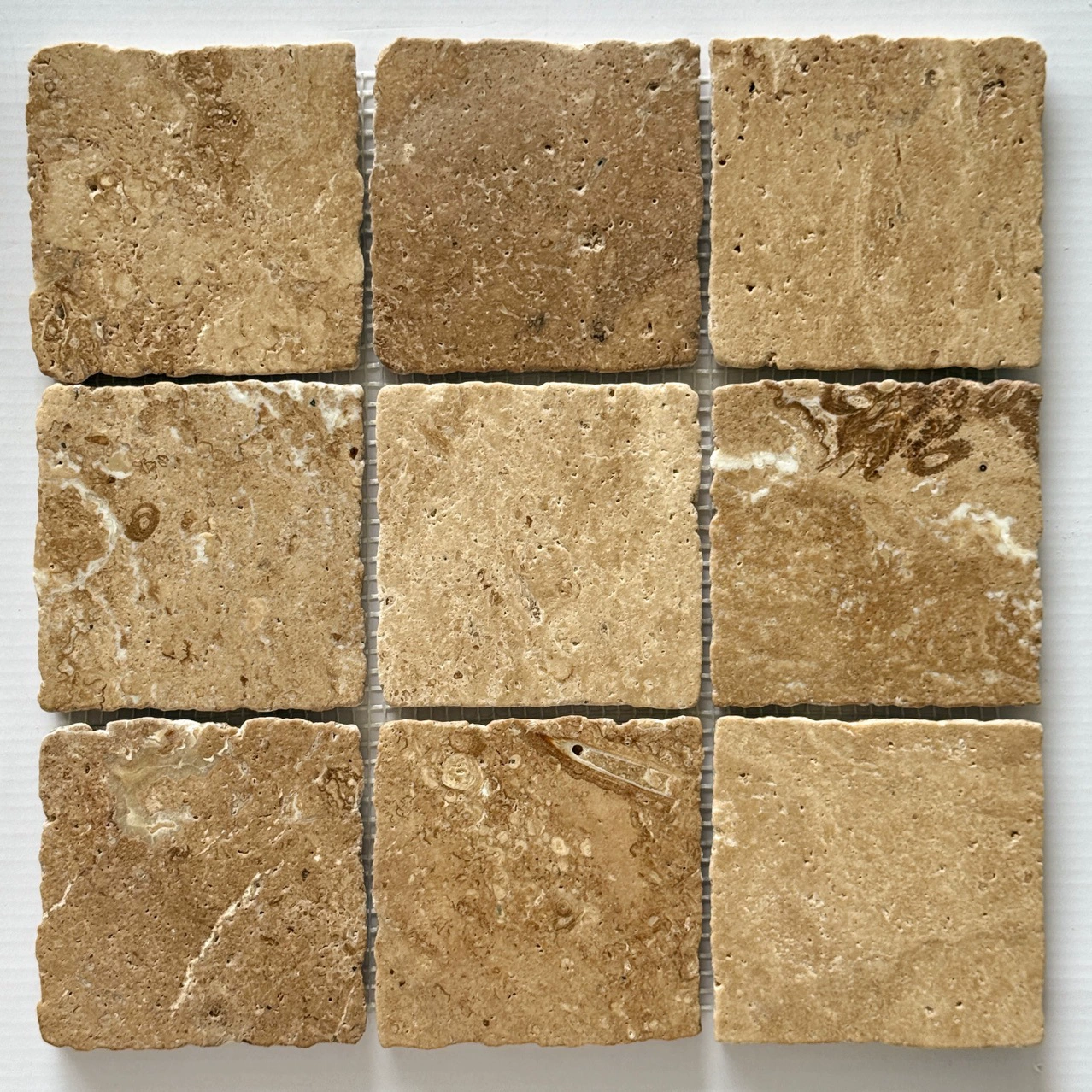 Плитка для внутренней отделки двора из бежевого травертинового мрамора, имитирующая средневековый замок в стиле Версаль, квадратная, из известняка, старинная подковообразная форма.