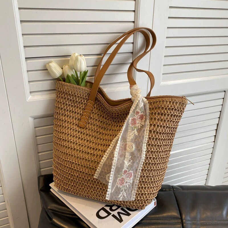 Seaside Beach Bag Large Capacity Tote Bag Straw Woven Bag Women's 2025 New Textural Woven Commuter Shoulder Bag