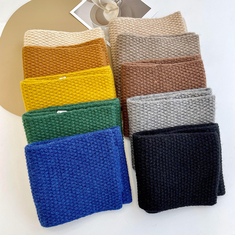 Otoño e Invierno Cruz de lana cálida bufanda de punto de las mujeres de estilo coreano versátil perezoso corto de color sólido protección del cuello pequeña bufanda de la moda