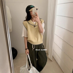 牛角扣翻领短袖毛衣背心女2025年新款设计感撞色宽松软糯针织上衣