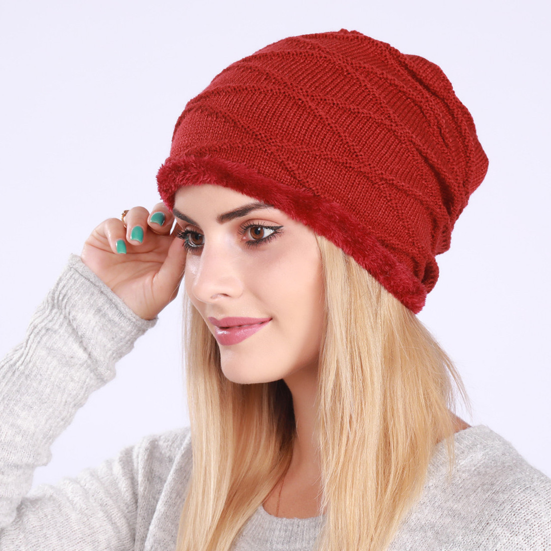 2021 New Wrinkled Plush Men's and Women's Pullover Autumn/Winter Knitted Wool Wave Pattern Moonlight Ear Protection Hat_voghion.com