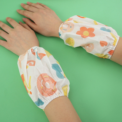 Children's disposable anti-fouling sleeves Cartoon cute waterproof baby sleeves Non-woven baby oil-proof sleeves