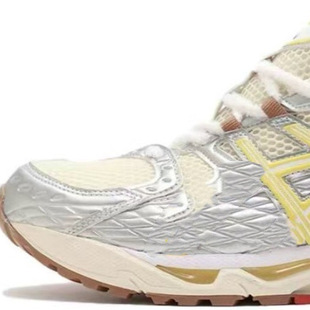 �羳؛Դ���lNimbus 10.1�͹����h����ƴ����ĥ�͎����e�ܲ�Ь
