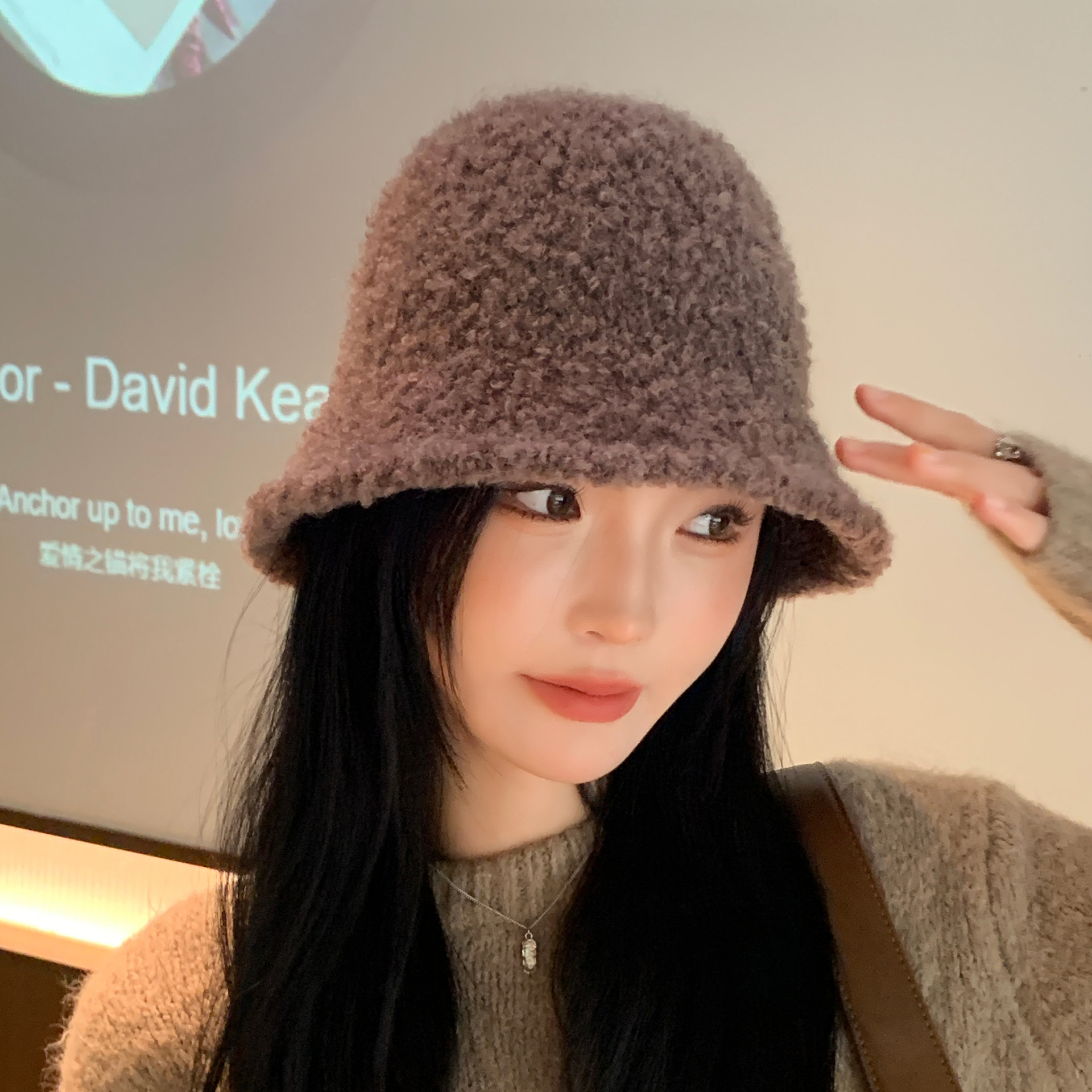 Chapeau seau en peluche pour femmes, couleur unie, Simple, mode coréenne, chaleur extérieure, petit chapeau, nouvelle collection automne et hiver_voghion.com