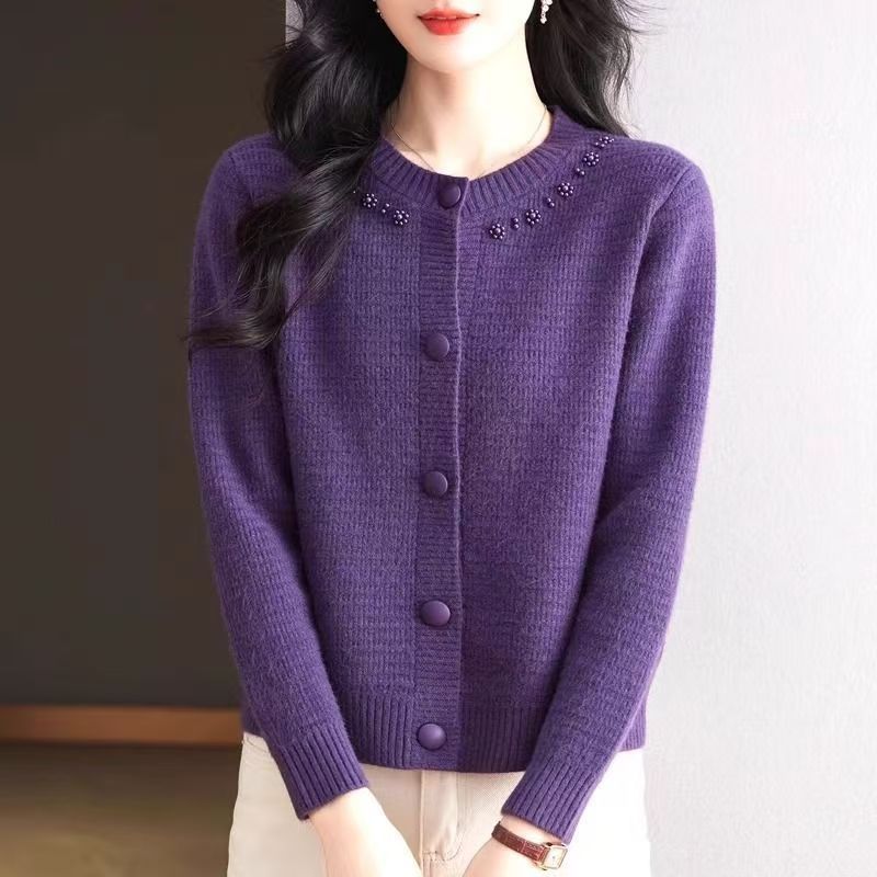 보라