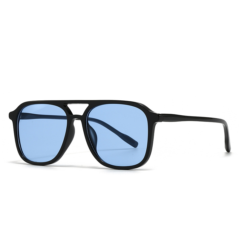 C7 Black Frame Blue Film