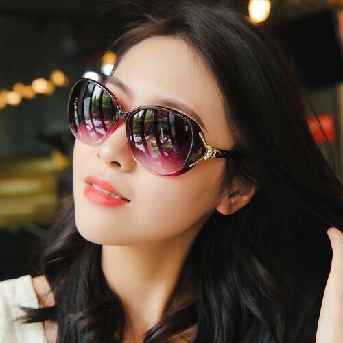 Korean-style fashion polarized sunglasses trendy dark glasses for women with diamond fox ear glasses frame factory wholesale 8842