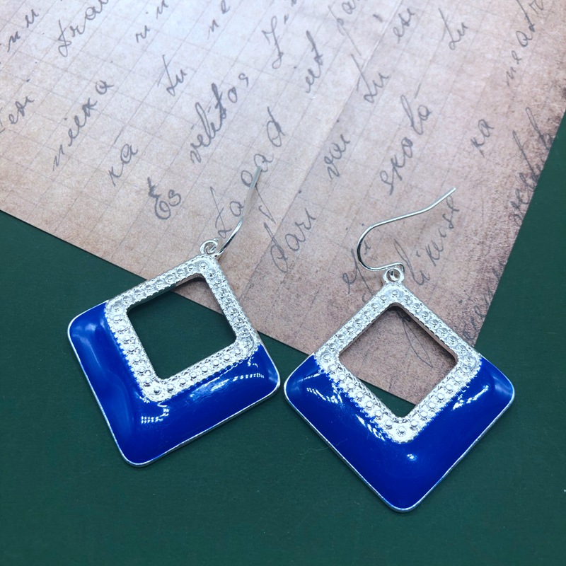 Fashion Blue And White Drip Glaze Metal Earrings display picture 5