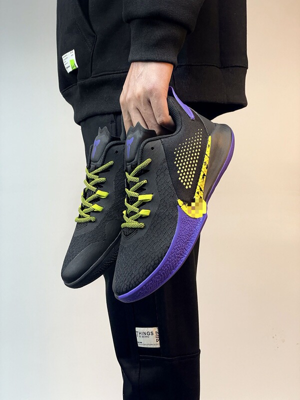 Kobe basketball shoes, authentic Kobe2 Mamba spirit high-quality performance 5th generation, Irving 7, James 18, Durant 4th generation Kobe basketball shoes, authentic Kobe2 Mamba spirit high-quality performance 5th generation, Irving 7, James 18, Durant 4th generation