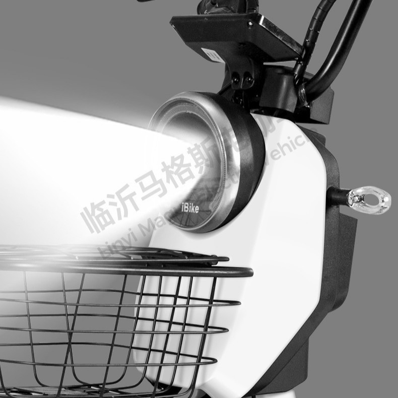 El fabricante suministra espejos retrovisores para bicicletas eléctricas de 48V para vehículos eléctricos de dos ruedas, vehículos eléctricos para adultos y vehículos eléctricos de bajo consumo.