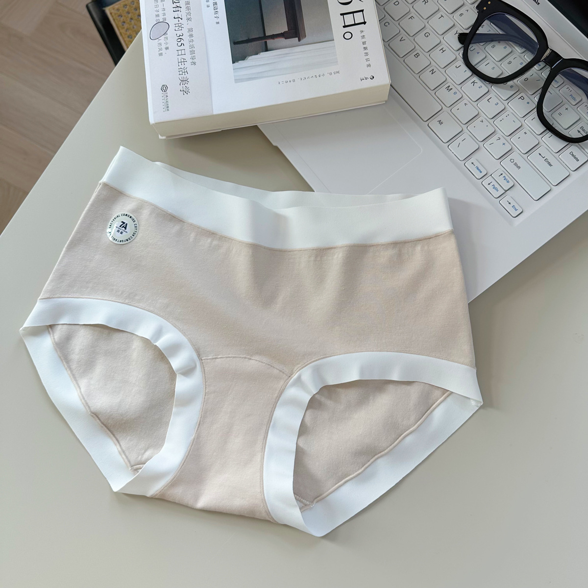 Clase 7A Xinjiang algodón de alta elasticidad sin costuras bolsa grande tridimensional cadera transpirable cintura media entrepierna de algodón puro mujer bóxer triángulo bragas de mujer