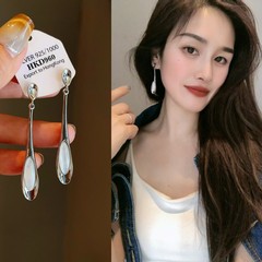 新款小众设计天然白蝶贝耳环电镀18K真金镜面抛光时尚水滴长耳环