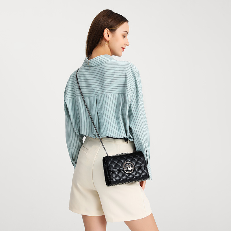 Lingge ricamato filo da donna 2024 nuova moda alla moda catena spalla singola tracolla Internet borsa quadrata piccola rossa_voghion.com