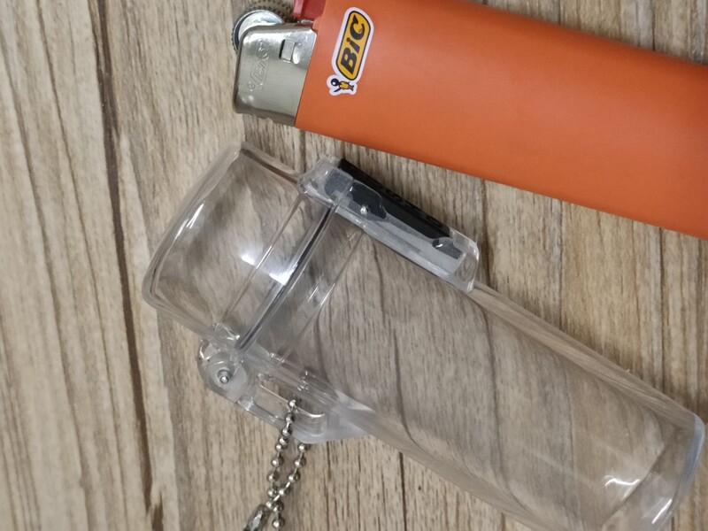 Dolphin-906 Waterproof Case with French Bic J6 Polythane Pc Lighter Shell and Bead Chain