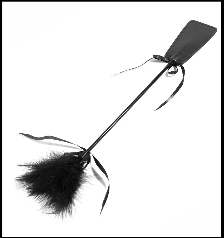 Jiuai SM Feather & Leather Spanking Paddle for Couples — detail image 24