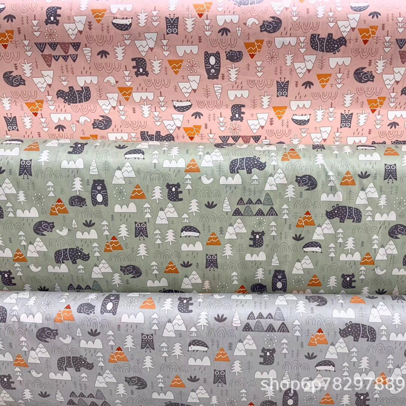 源头厂家学生用品全棉面料斜纹布料幼儿园动物世界A类印花布批发