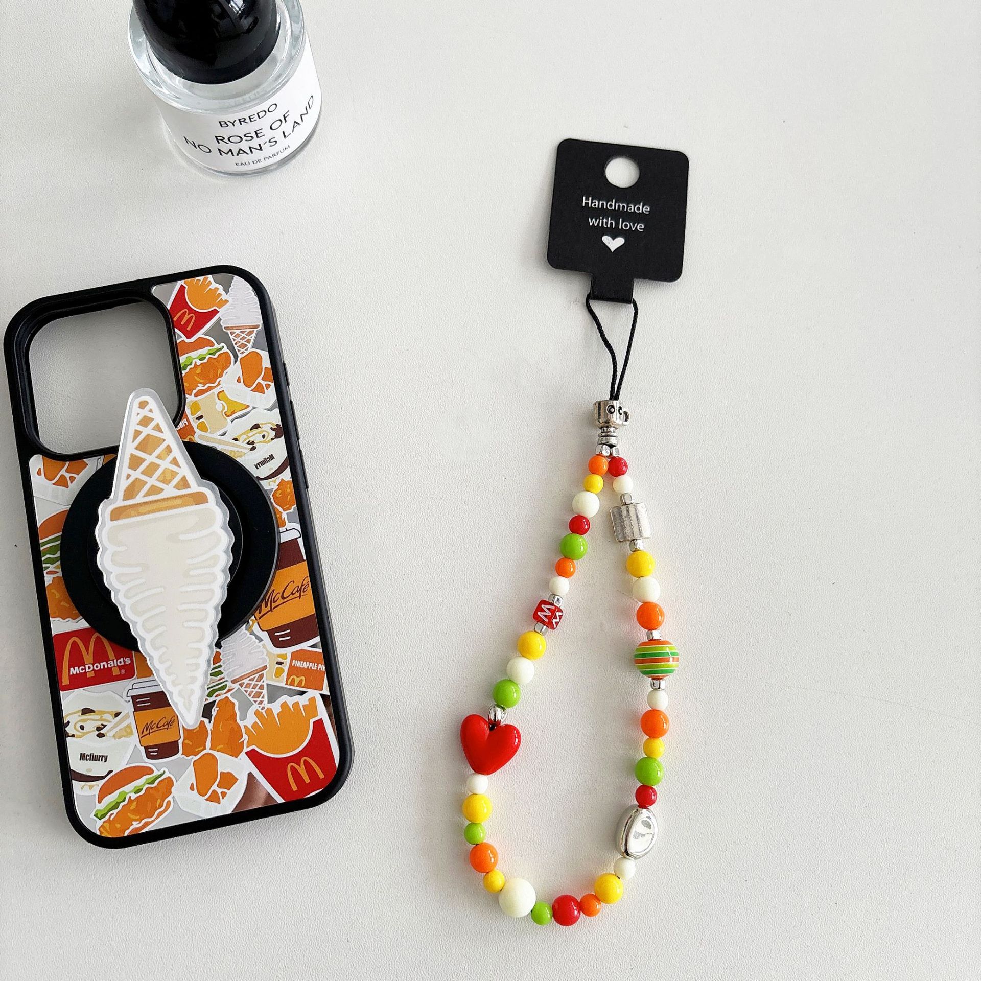 Cuentas de perlas hechas a mano, cadenas de teléfonos móviles, bolsos, colgantes, colgantes de muñeca, cuentas hechas a mano.