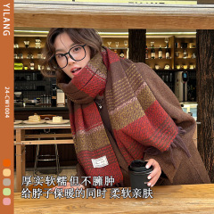 新しいマフラーの女性の冬の美ラードの色の百合の保温のマフラーのフリンジストライプのシンプルなストールはカシミヤのマフラーをまねます。