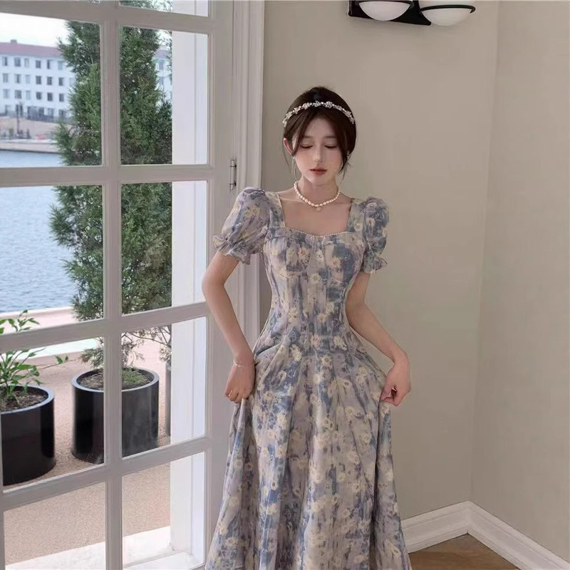 Blue Oil Painting Floral dress Women's 2025 Summer New Style Square Collar Puff Sleeve Waisted Slimming Mid-length Skirt