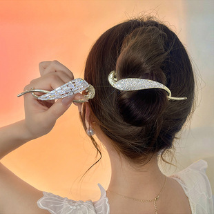 �p�ݝM荰l�AŮ�ļ��߼���һ�֊A���X�ױP�lŤ�A�^߶˰l��