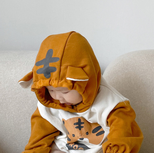 24 spring new Korean baby jumpsuit ins style tiger style hooded baby bag fart clothing baby harem