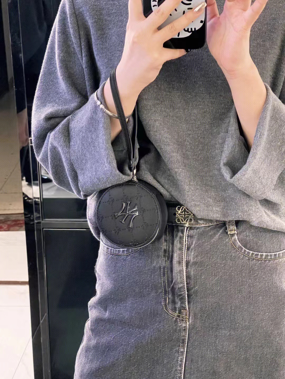 4cd19e66b20142a3d2182095ebd93d