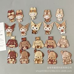 新款卡通饰品洞洞鞋配件批发立体可爱细闪帕恰狗维尼熊树脂diy