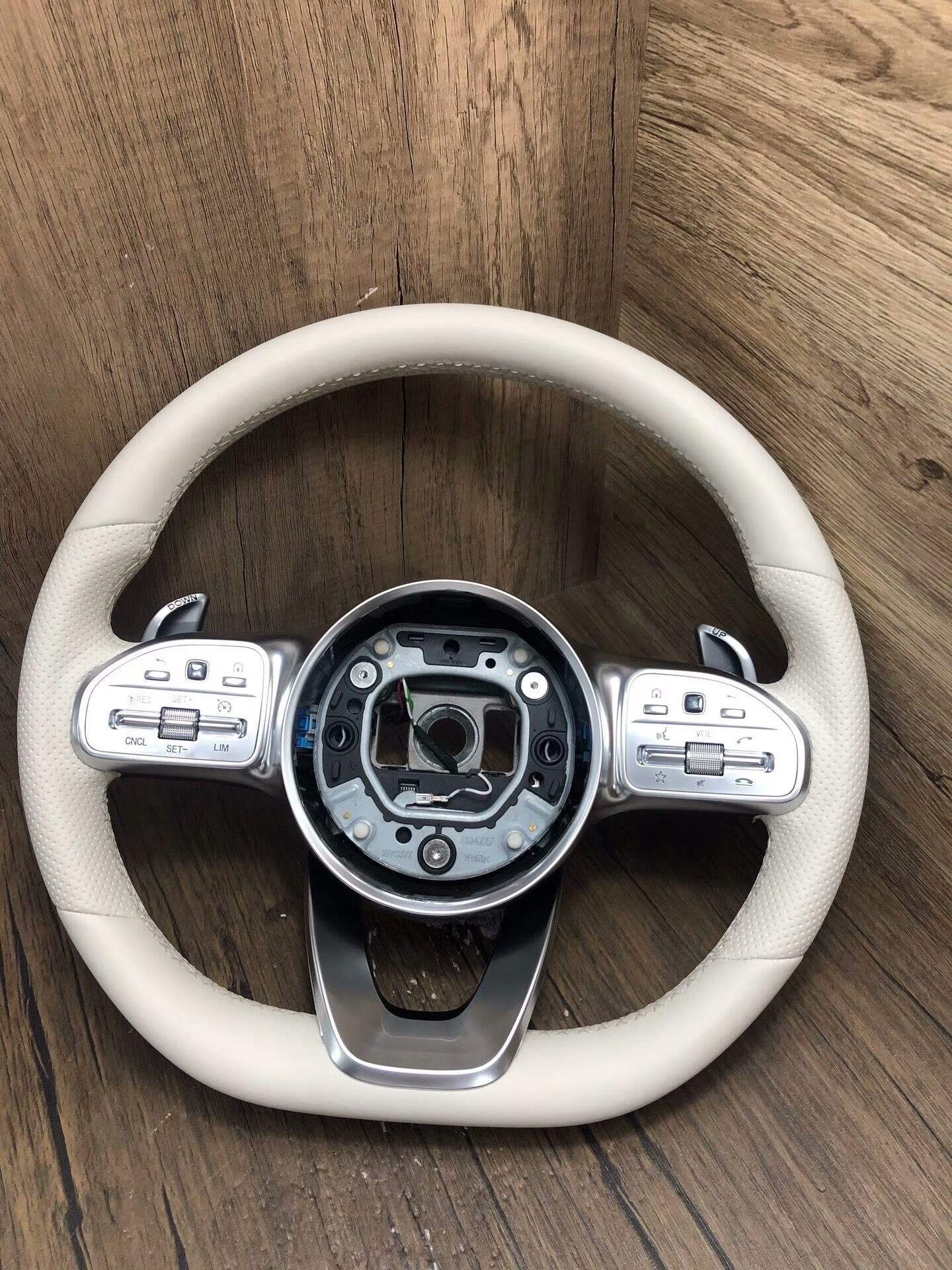 Mercedes-Benz A-Class, C-Class, E-Class, CLA, GLK, GLC, GLE, CLS, C200: genuine leather steering wheel modification, AMG assembly