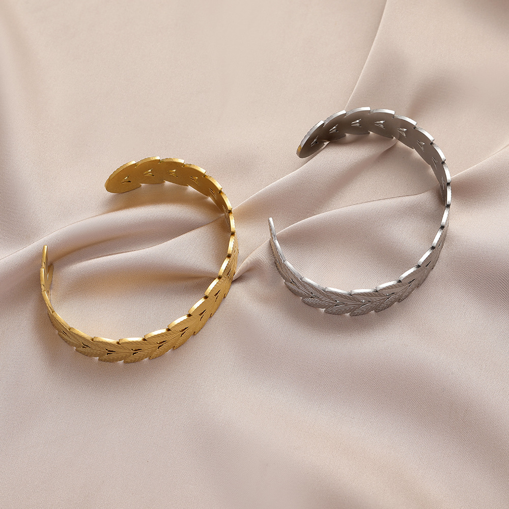 12g Weight Bangle Classification 1 Piece Quantity Daily Occasion Stainless Steel Material Geometric, Eye Pattern Unisex Gender Plating Design Simple Style Style Geometric Eye Stainless Steel Simple Style Bangle 34