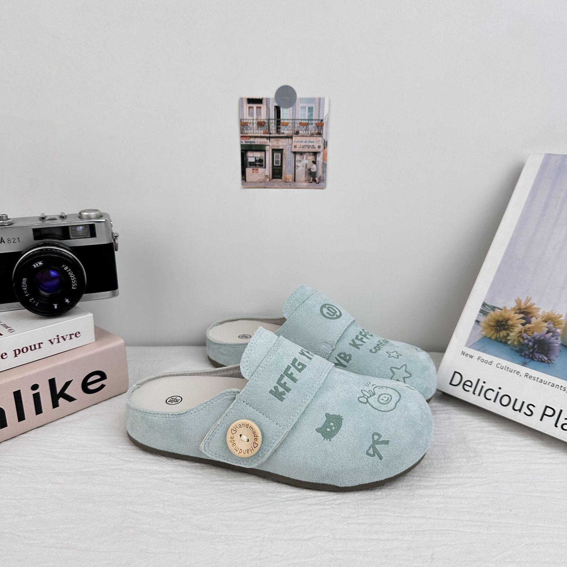 Far Wave 2025 verano nuevo estilo pantuflas perezosas de fondo plano zapatos Birken casuales de todo fósforo ropa exterior Baotou semi-arrastre