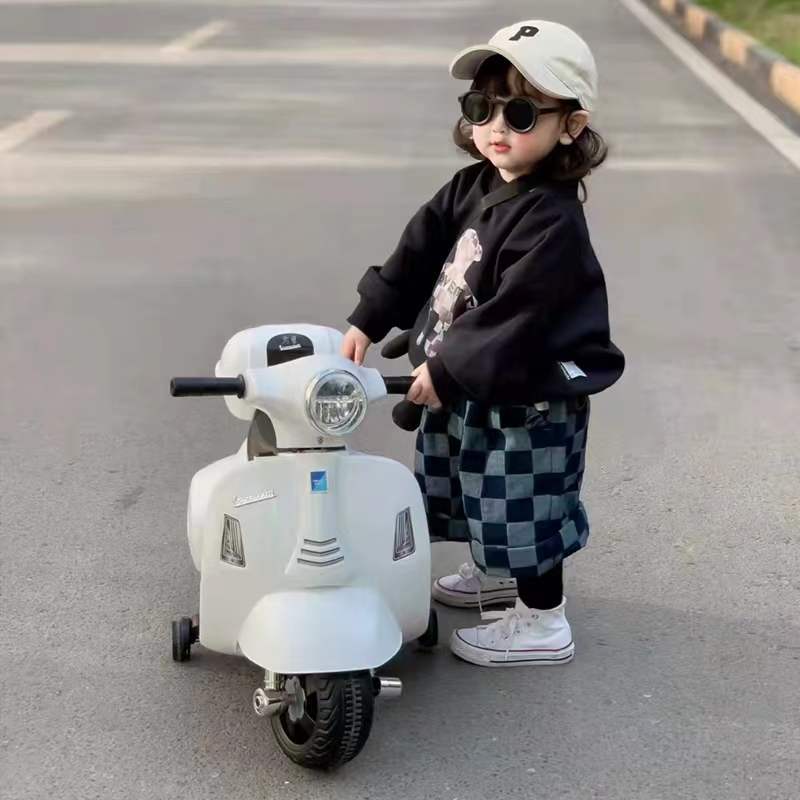 儿童电动车三轮摩托车1-6岁宝宝玩具车可坐人可充电小童车现货