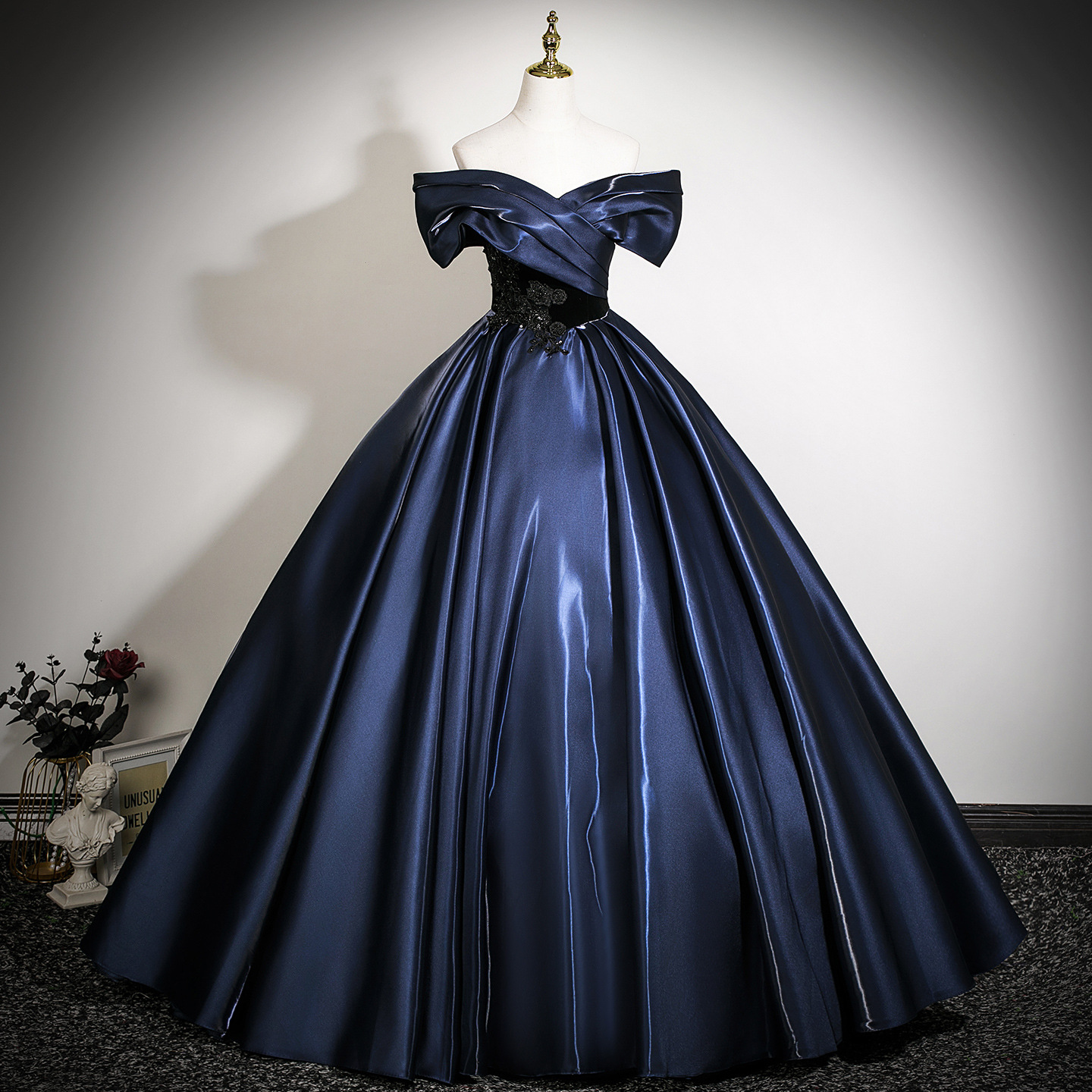 Evening Dress 2026 New Long Style Stage High-End Annual Meeting Host Elegant Performance Tutu Skirt Vocal Arts Exam Dress