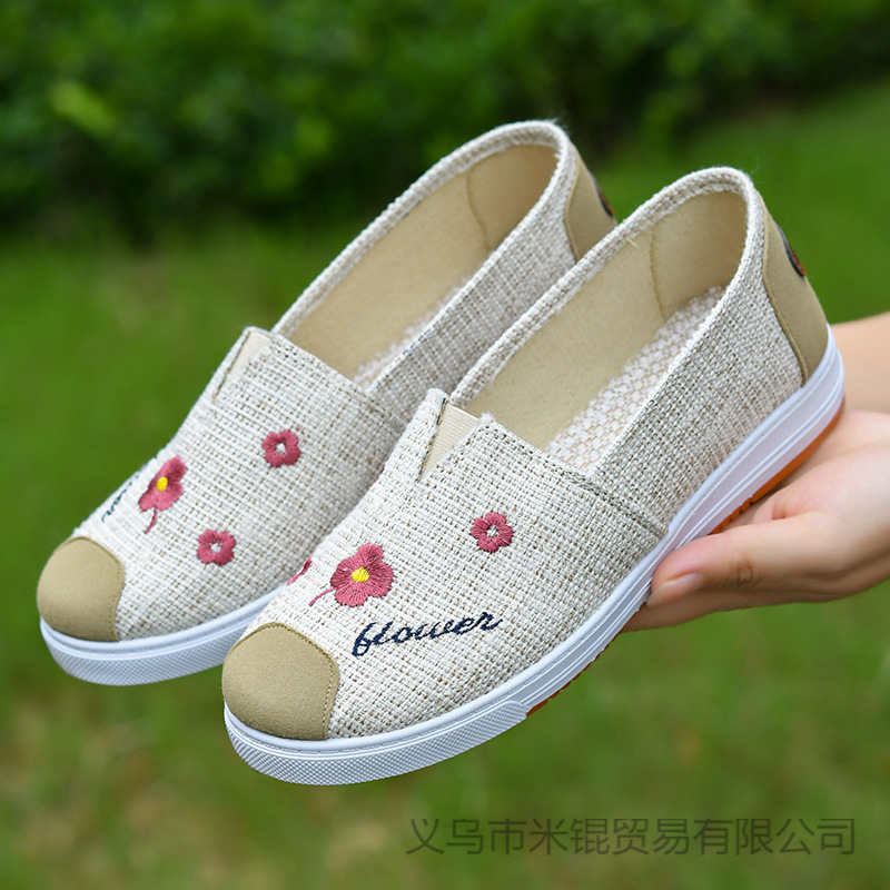 牛筋底老北京布鞋女亚麻面春秋款妈妈鞋休闲透气绣花布鞋厂家直销