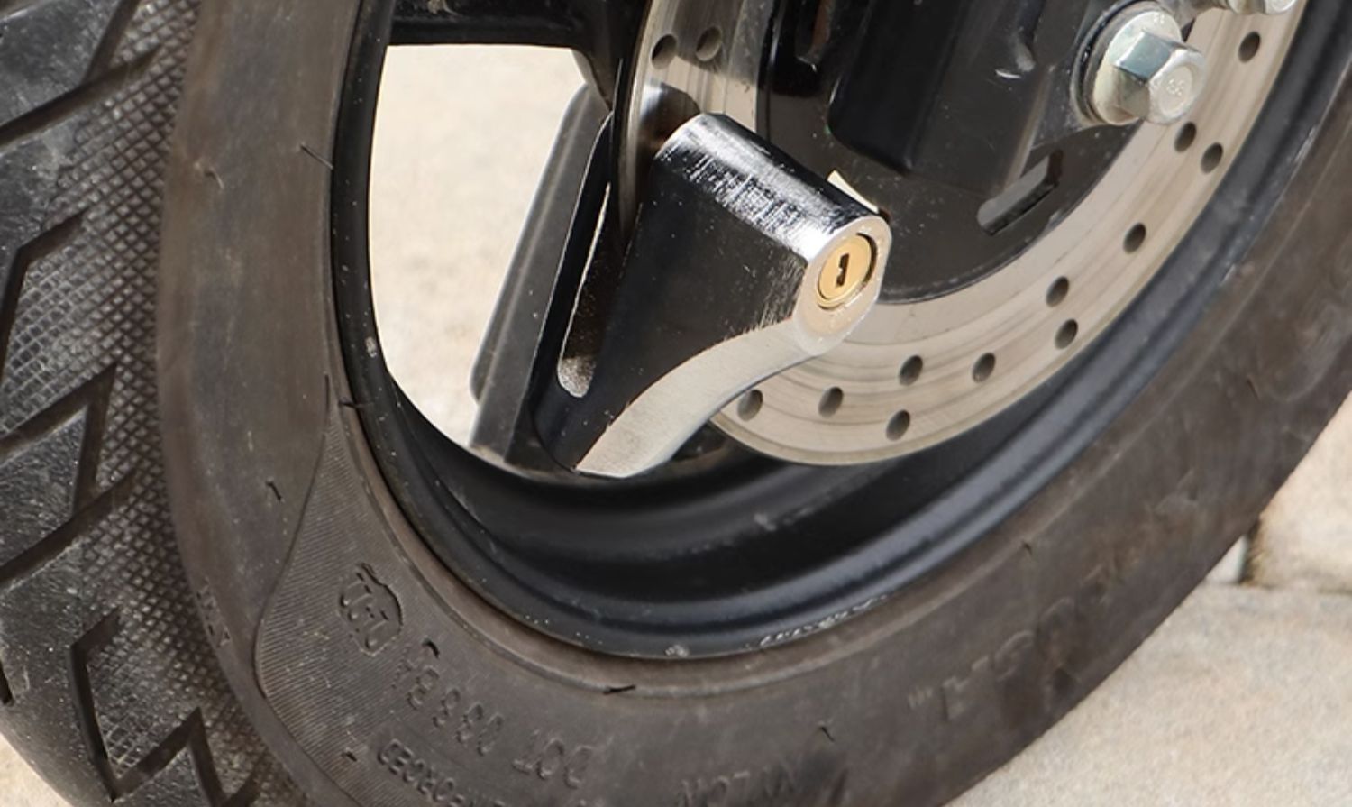 Suitable for Electric Vehicle Locks, Disc Brake Locks, Motorcycle Locks, Anti-Theft Locks, Mountain Bike Locks, Battery Vehicle Brake Disc Locks