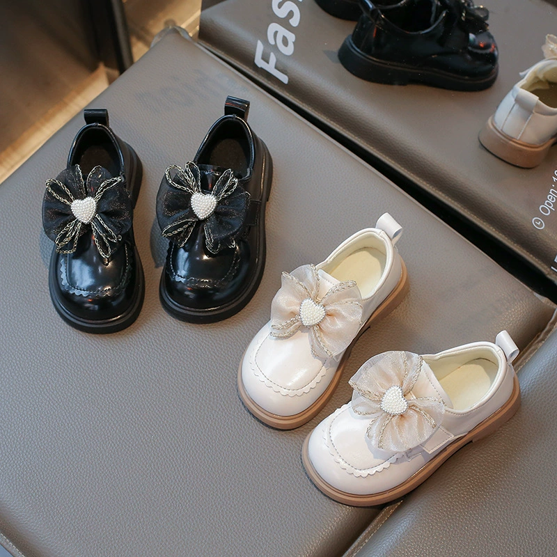 Детские кожаные туфли, туфли для девочек, новая модель весны и осени 2025 года, мягкие туфли на плоской подошве с бантом для девочек, туфли-принцессы для детей