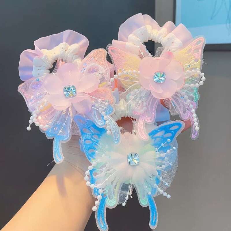 Little girl's bun with floral scrunchie, Hanfu photo shoot beauty hair accessory, princess hair tie, wholesale children's butterfly hair tie Little girl's bun with floral scrunchie, Hanfu photo shoot beauty hair accessory, princess hair tie, wholesale children's butterfly hair tie