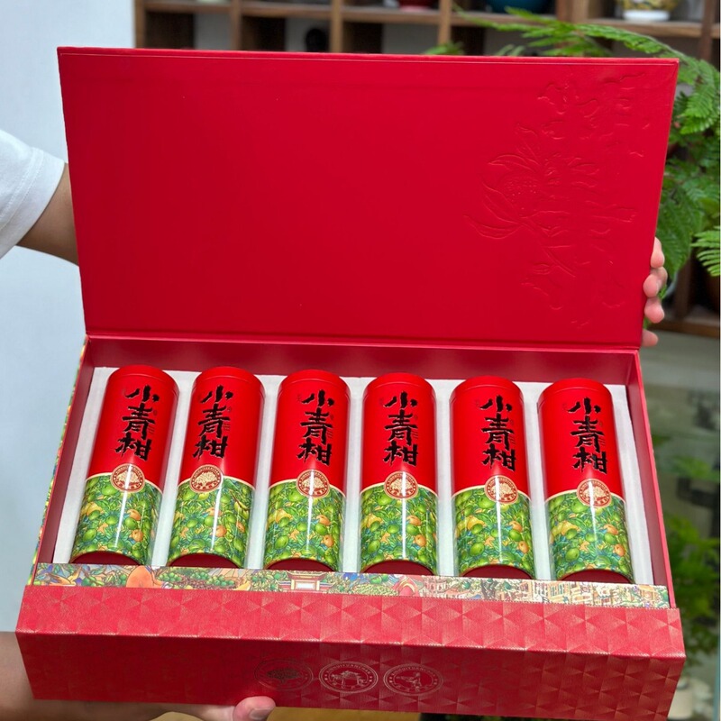 Xiaoqing mandarin Pu 'er tea ripe tea tea gift box Xinhui Yunnan mandarin Pu tea powder 250g Xiaoqing mandarin orange peel half a kilo