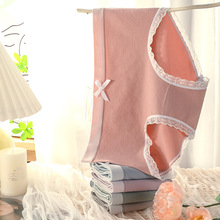 无缝新品小清新少女内裤纯棉裆蕾丝边中腰无痕日系女士透气三角裤