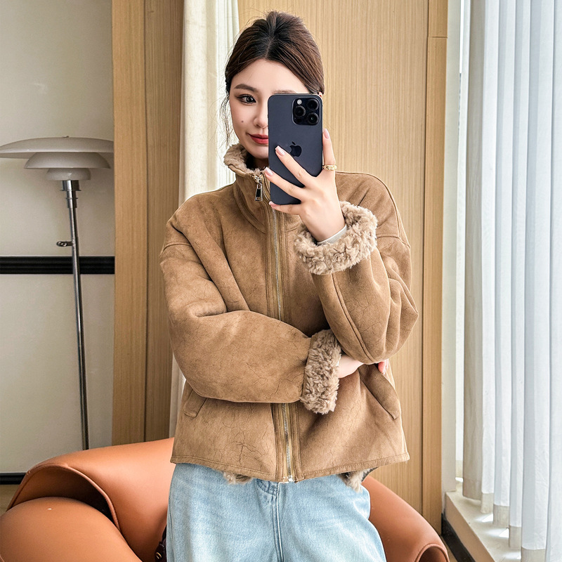 2026 Winter Maillard Color Retro Stand Collar Eco-Friendly Lamb Wool Coat Faux Fur Integrated Fashion Fur Jacket for Women
